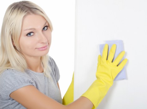 Commercial and residential stain cleaning services for Queenspark properties
